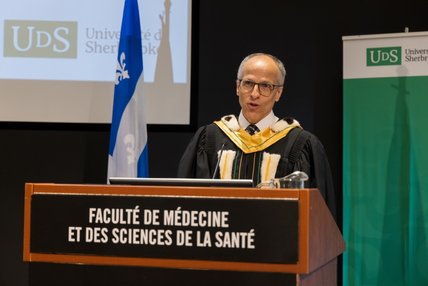 Le professeur Pierre Cossette, recteur de l'UdeS.