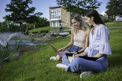 Étudier l'été dans un environnement enchanteur