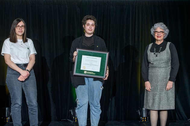 Léa Museau à la cérémonie de remise de prix du Défi à l'engagement étudiant