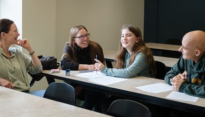 Adolescente au Cercle mathématique