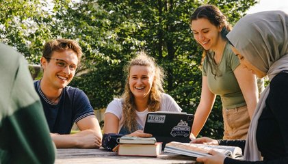 Étudiantes et étudiants