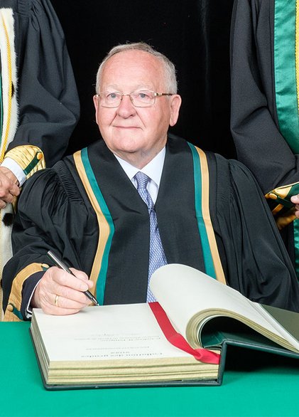 Docteur d'honneur Andrew M. Pettigrew