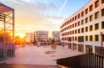 Bâtiment extérieur d'ICN - Creative Business School