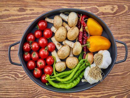 Légumes dans un chaudron