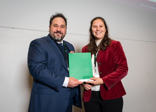 M. Louis Bouchard, Produits forestiers Résolu, et Mme Camille Martin