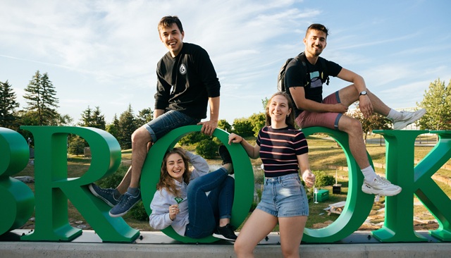 Étudiantes et étudiants