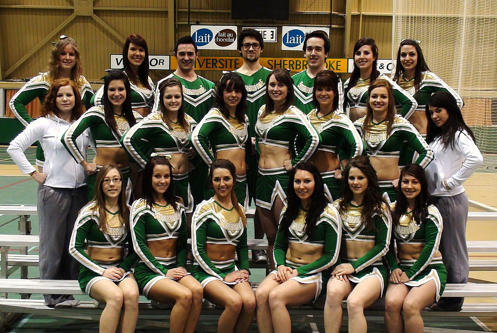 L'équipe de cheerleading Vert & Or a terminé 4e en fin de semaine à Trois-Rivières.