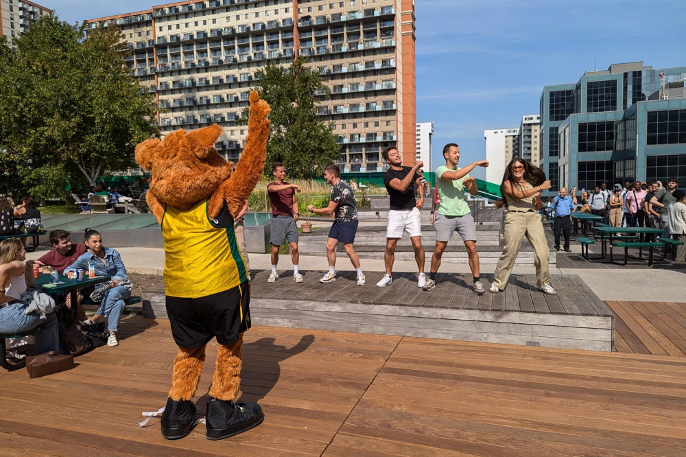 Au Campus de Longueuil, les activités sociales sont l’occasion de tisser des liens et de se dégourdir les jambes!