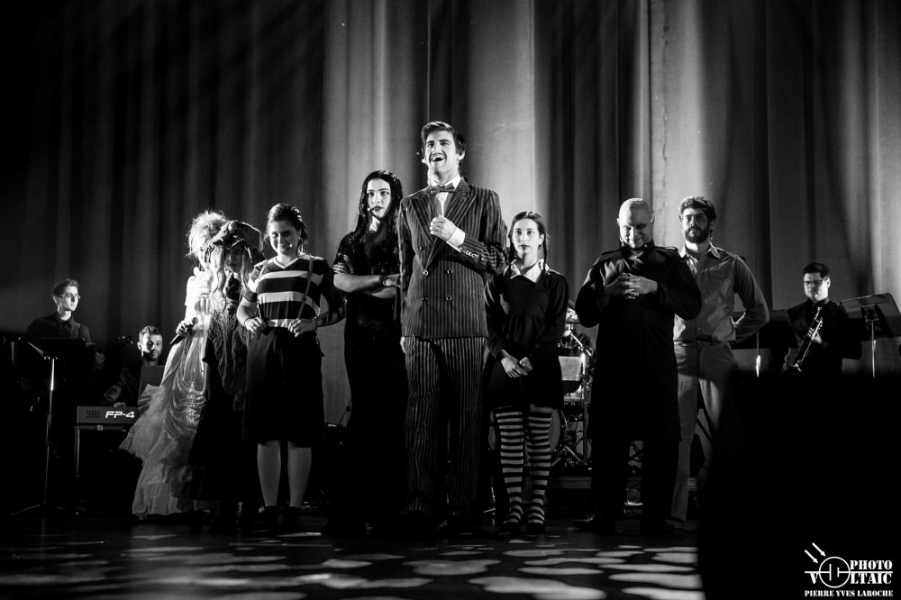 La famille Addams : quand L'Artishow fait renaître sa troupe communautaire