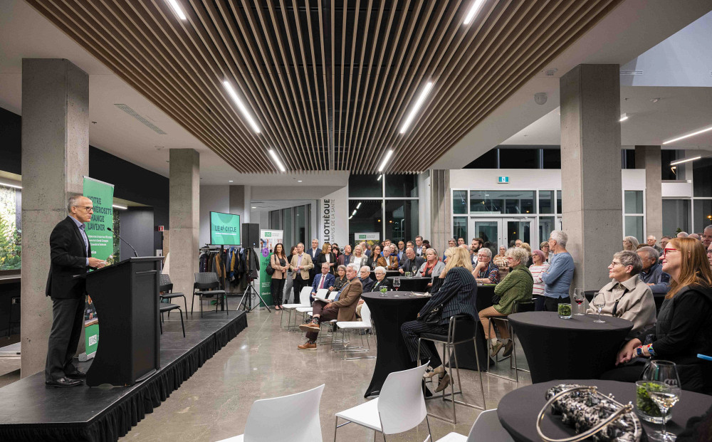 Les personnes invitées étaient conviées au nouveau Pavillon de santé de précision et de recherche translationnelle du Campus de la santé.