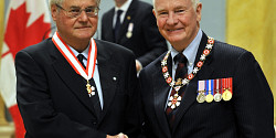 Le professeur André D. Bandrauk nommé officier de l'Ordre du Canada