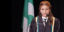 Honoré par l’Université de Sherbrooke, Raif Badawi adresse un message par la voix de son épouse