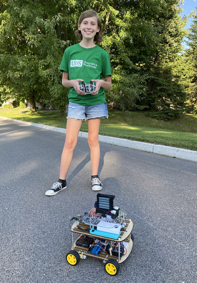 Éliane Lajeunesse a passé cinq semaines au 3IT, elle a eu la chance de développer un robot téléguidé, de A à Z!