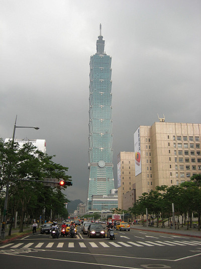 La tour Taipei 101 comporte 101 étages, d'où son nom.