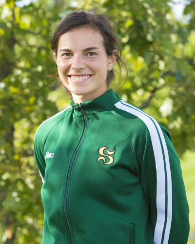 Laura-Émilie Cyr a été la première du Vert & Or à franchir la ligne d'arrivée du 6 km féminin au récent Championnat de cross-country du Réseau du sport étudiant québécois.