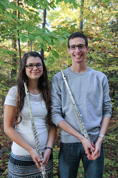 Les flûtistes Janika Boutin et Jean-Philippe Bilodeau interprèteront le Concerto en ré mineur pour deux flûtes et orchestre de Franz Doppler.