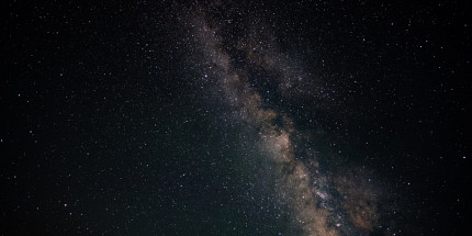 Quand l’infiniment petit détermine l’infiniment grand