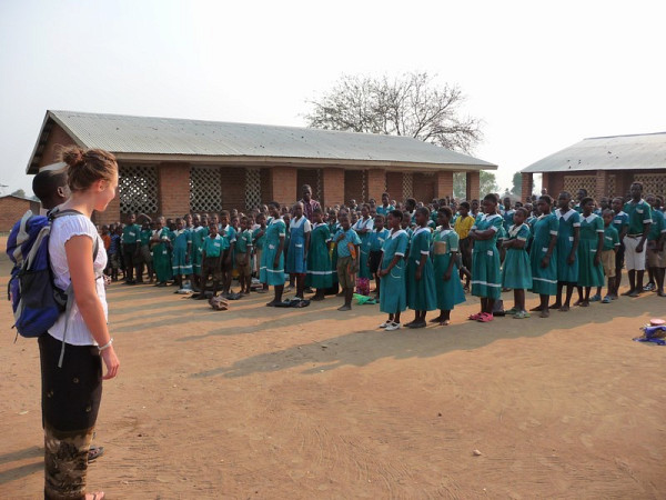 Visite d'une école primaire à Golomoti.