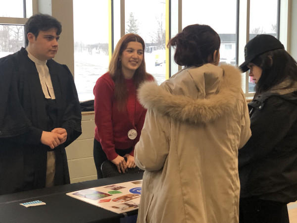 Philippe Dalmau et Charlotte Blouin du Comité Droit autochtone.