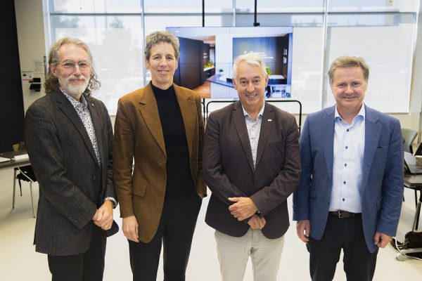 Julien Poitras, doyen de la Faculté de médecine de l’Université Laval, Lesley Fellows, doyenne de la Faculté de médecine et des sciences de la santé de l’Université McGill, Dominique Dorion, doyen de la Faculté de médecine et des sciences de la santé de l’Université de Sherbrooke et Patrick Cossette, doyen de la Faculté de médecine de l’Université de Montréal