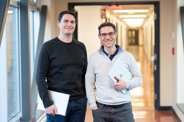 Les Prs Sébastien Rodrigue et Pierre Étienne Jacques, du Département de biologie, sont les co-responsables de ce nouveau cheminement.